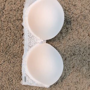 Gilly hicks hollister strapless push up bra